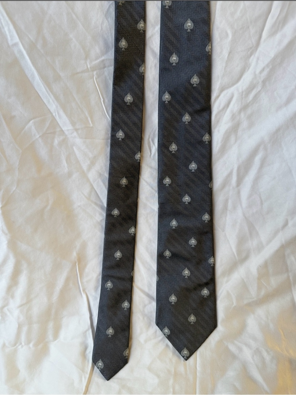 Barker Black England 100% Silk Skull Soade Tie Handmade in Italy